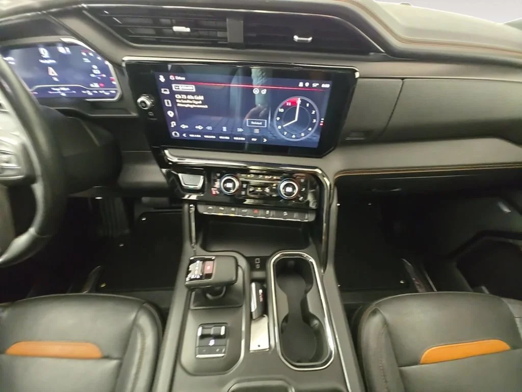 Used 2023 Sterling Metallic GMC AT4 image 13