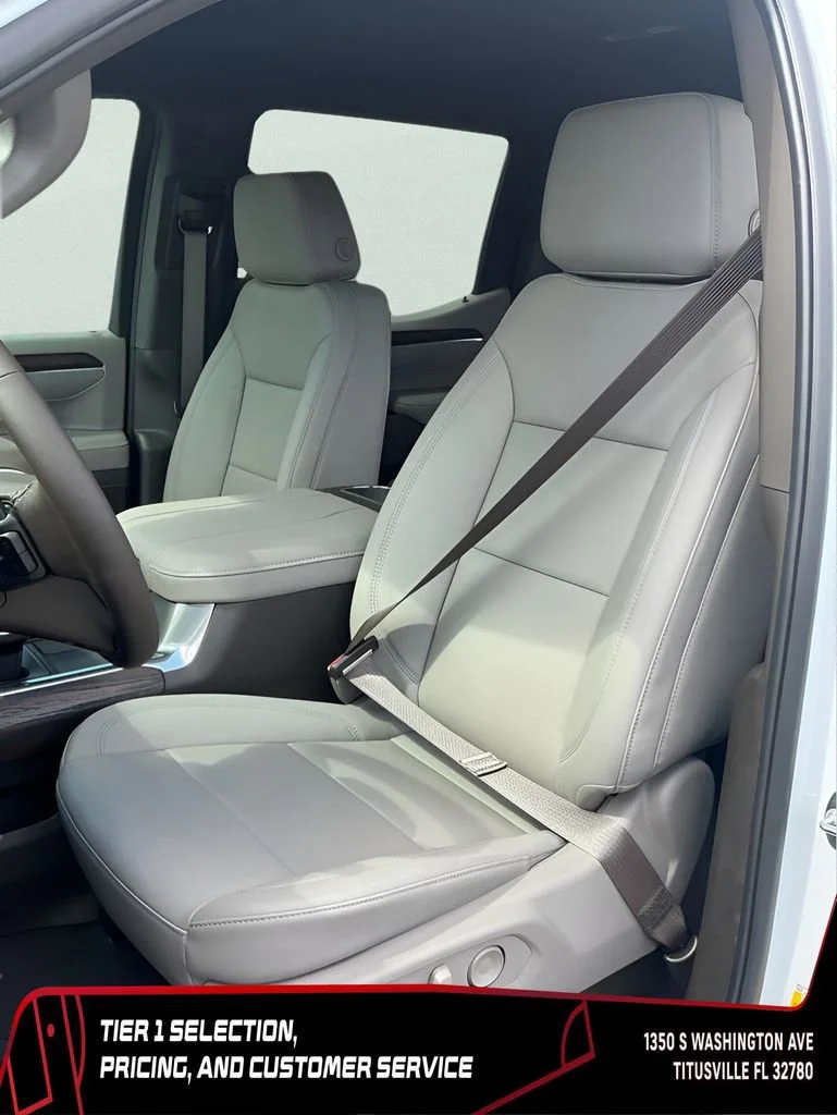New 2026 Glacier White Tricoat GMC SLT image 33