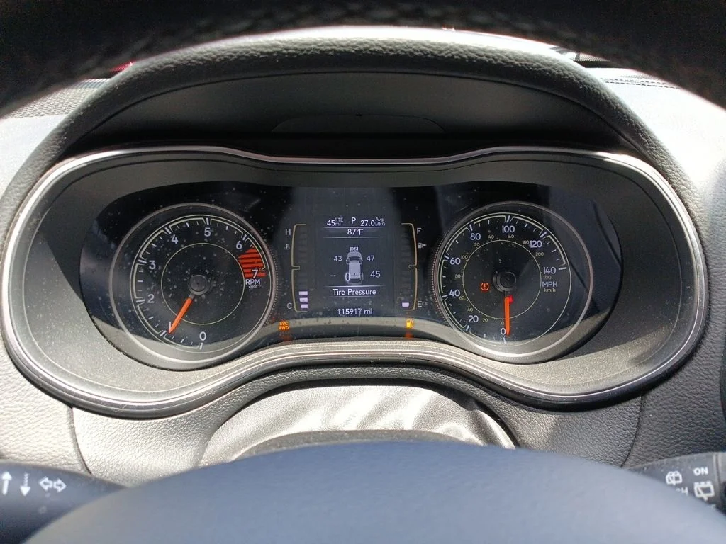 Used 2019 Black Jeep Latitude Plus image 8