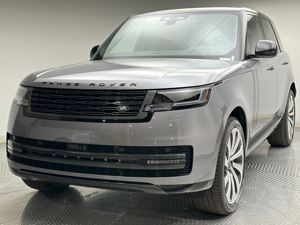 New 2026 Eiger Grey Metallic Land Rover SE image 1