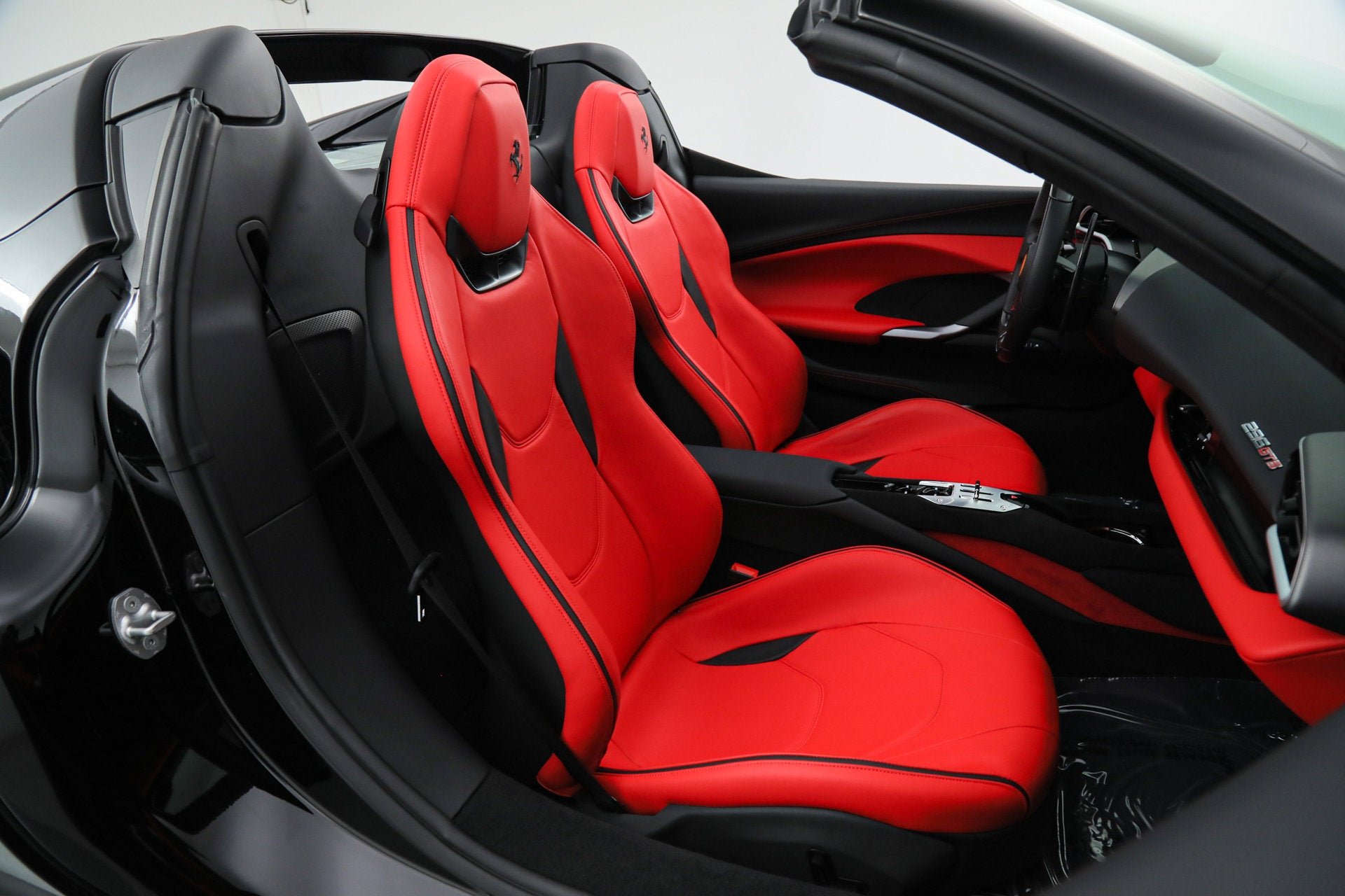 Certified Used 2025 Nero Ferrari  image 41