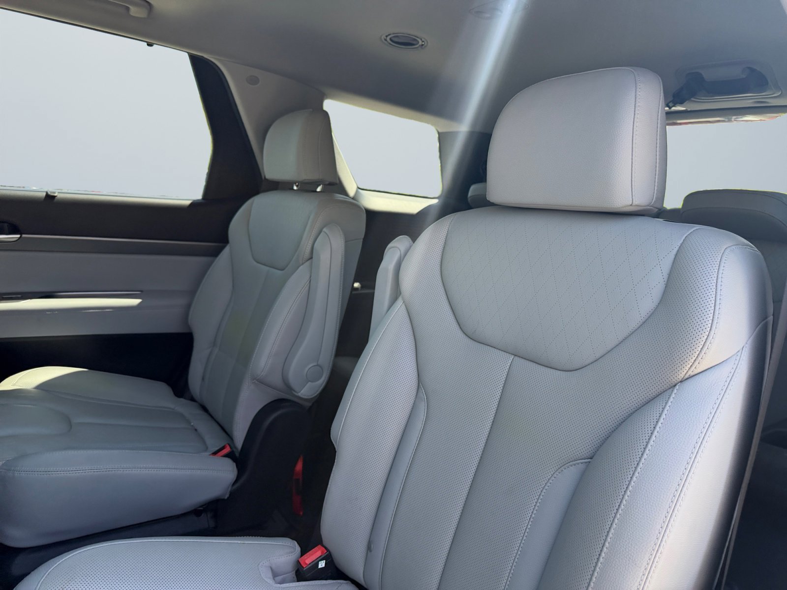 Used 2020 Becketts Black Hyundai SEL image 13