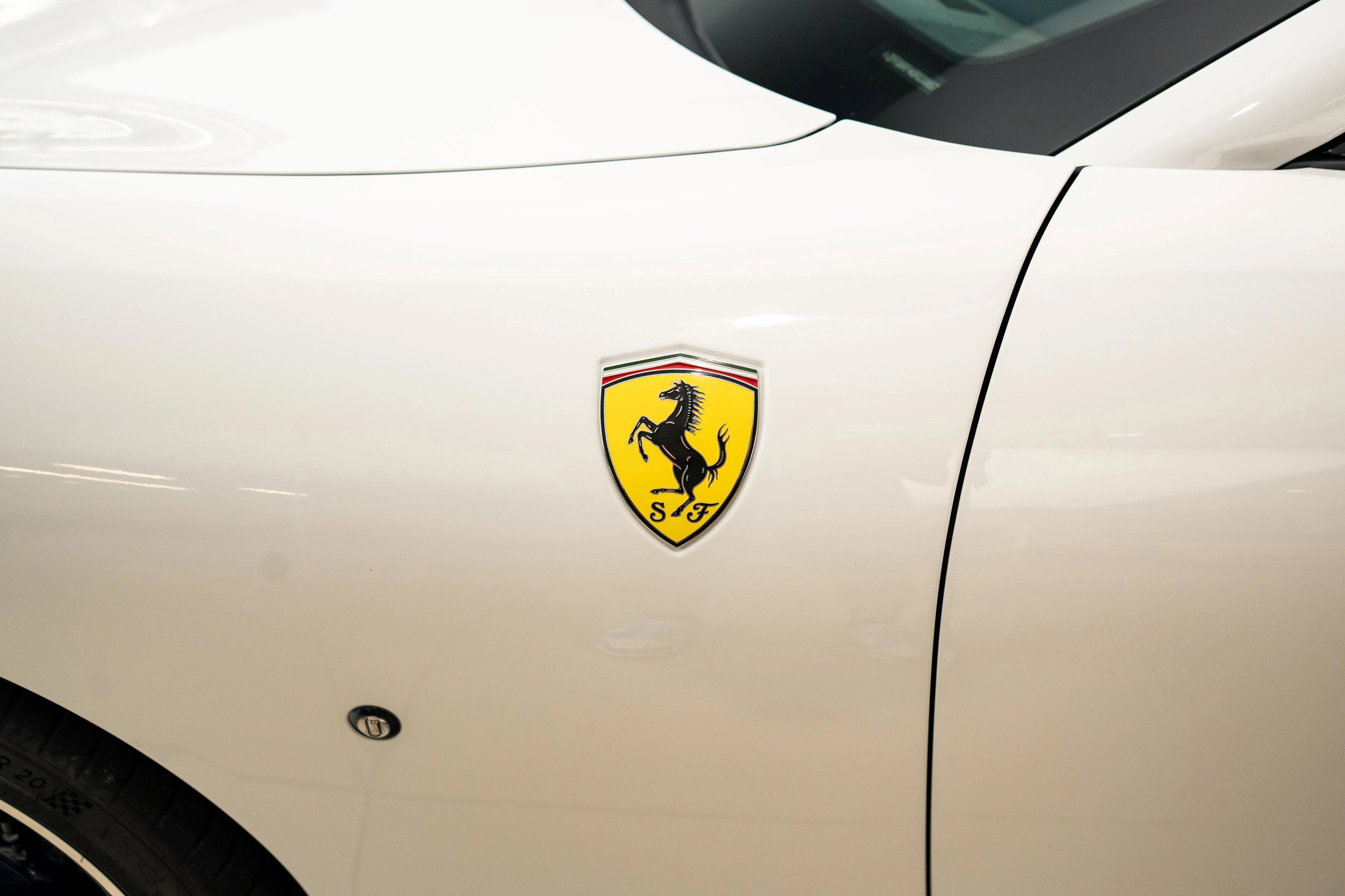 2024 Ferrari Roma Base - Photo 38