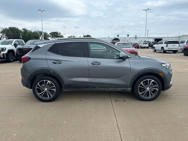 Used 2022 Satin Steel Metallic Buick Select image 2