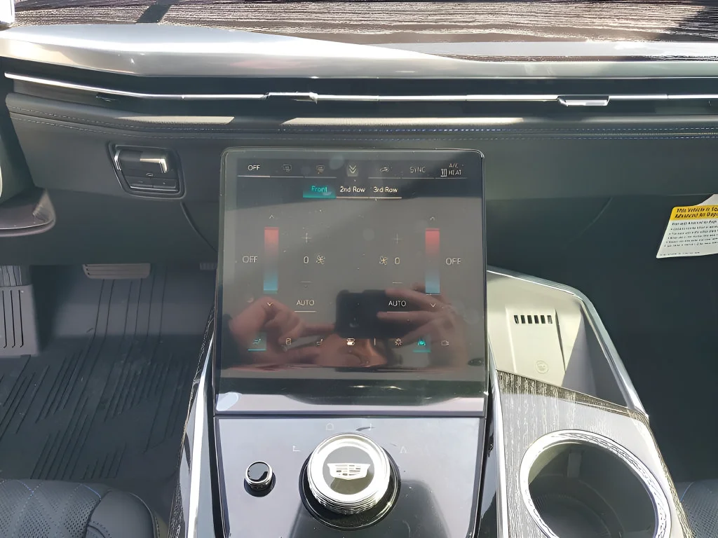 2026 Cadillac Escalade IQL Luxury - Photo 46