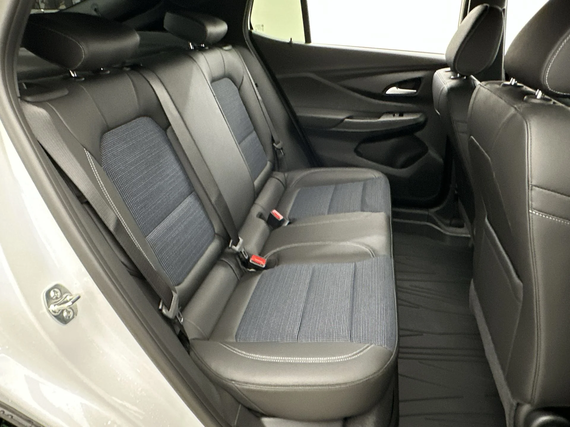 New 2026 Summit White Buick Preferred image 81