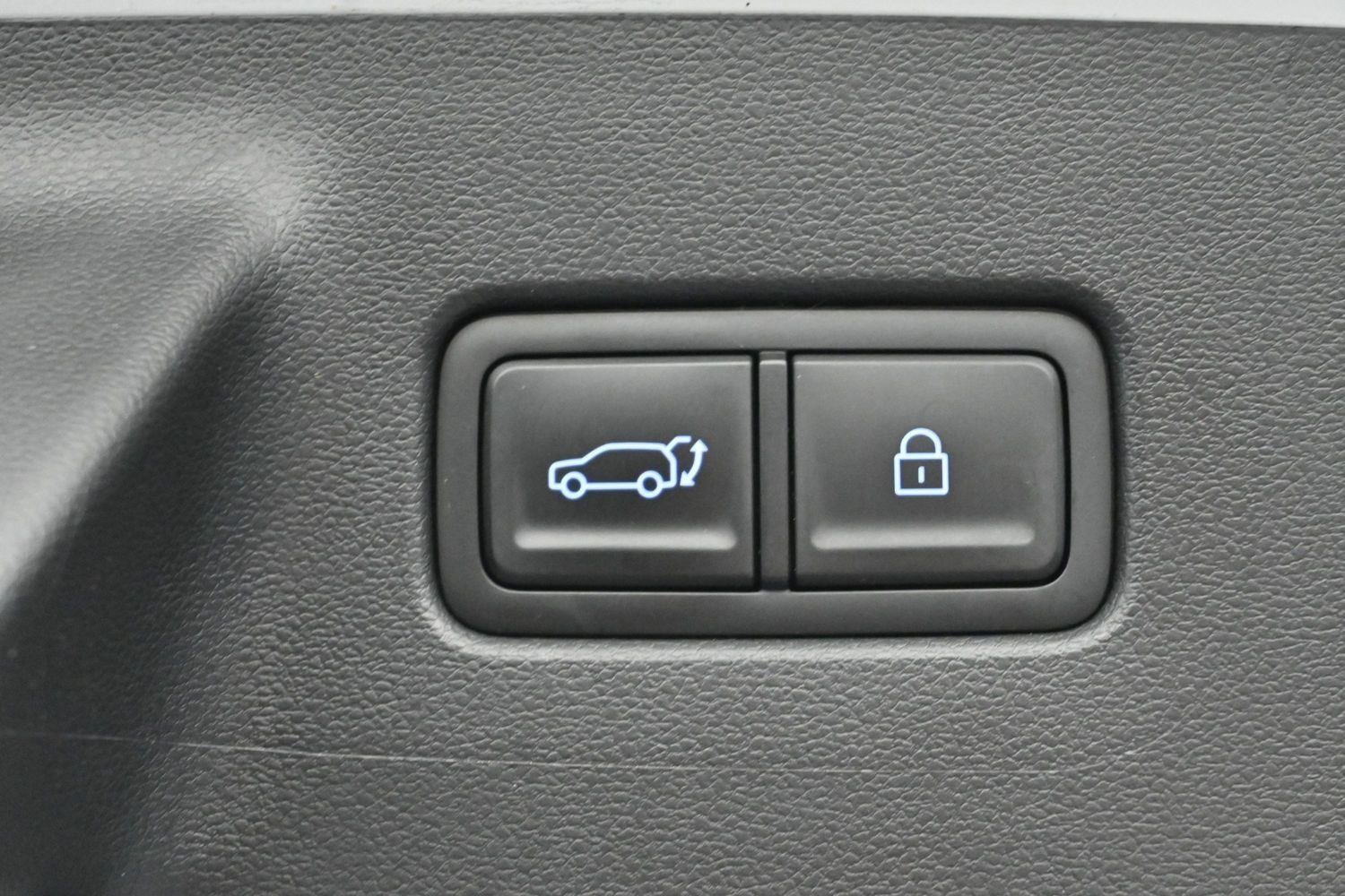 Used 2024 Serenity White Hyundai Calligraphy image 10