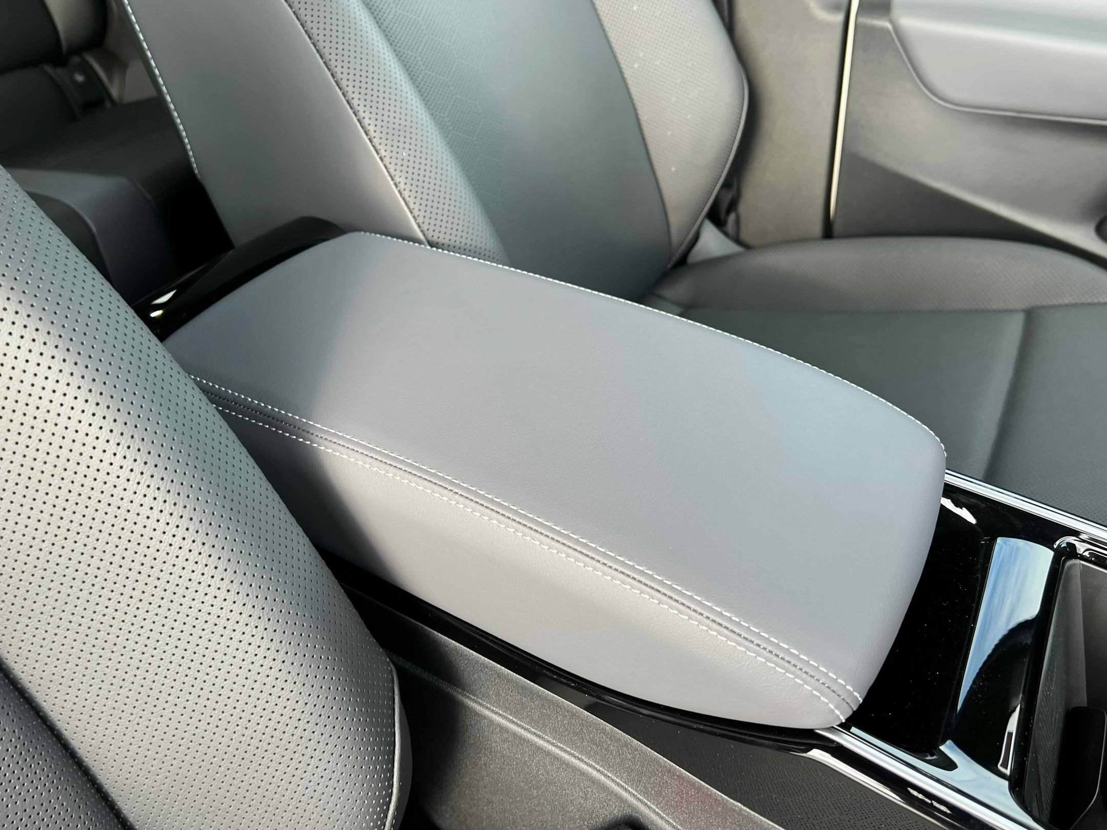 New 2026 Opal White Volkswagen Pro S Plus image 22