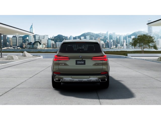 New 2026 Manhattan Green Metallic BMW xDrive40i image 5