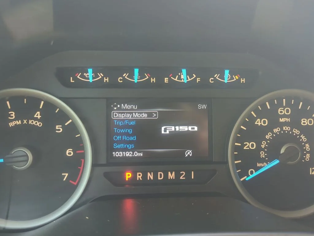 Used 2016 Red Ford XLT image 20