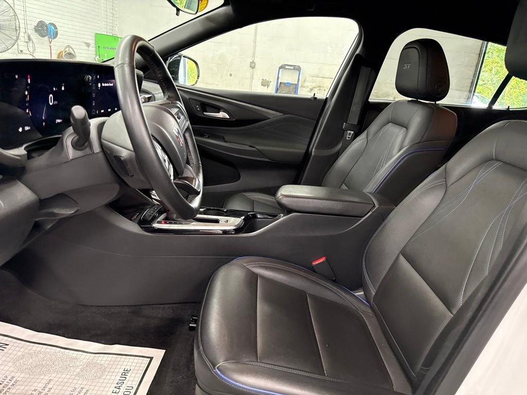 Used 2024 White Buick Sport Touring image 9