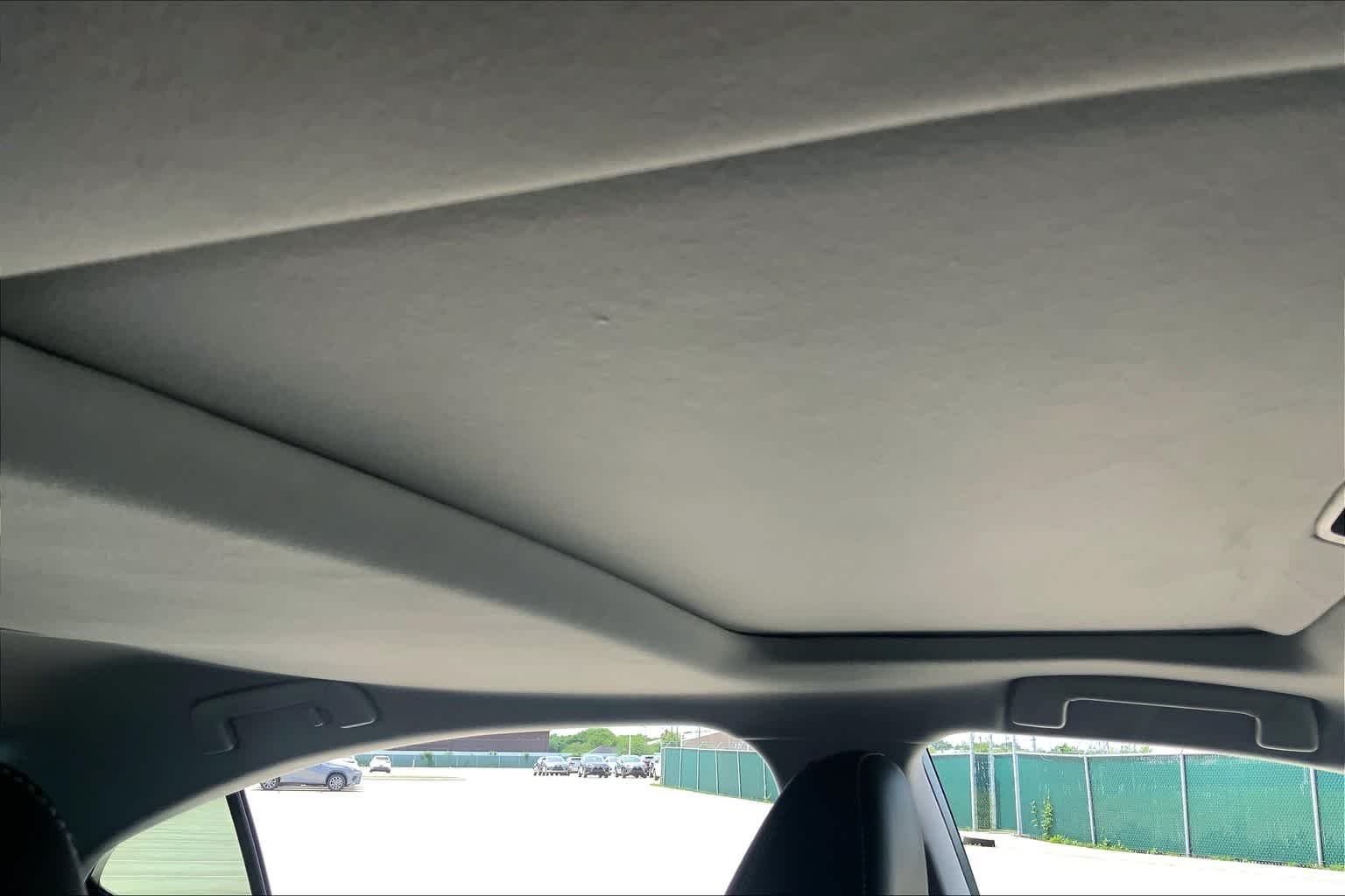 Used 2018 Obsidian Lexus  image 13