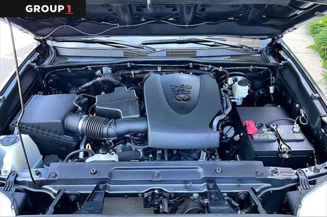 Certified Used 2023 MAGNETIC GRAY MET. Toyota  image 30