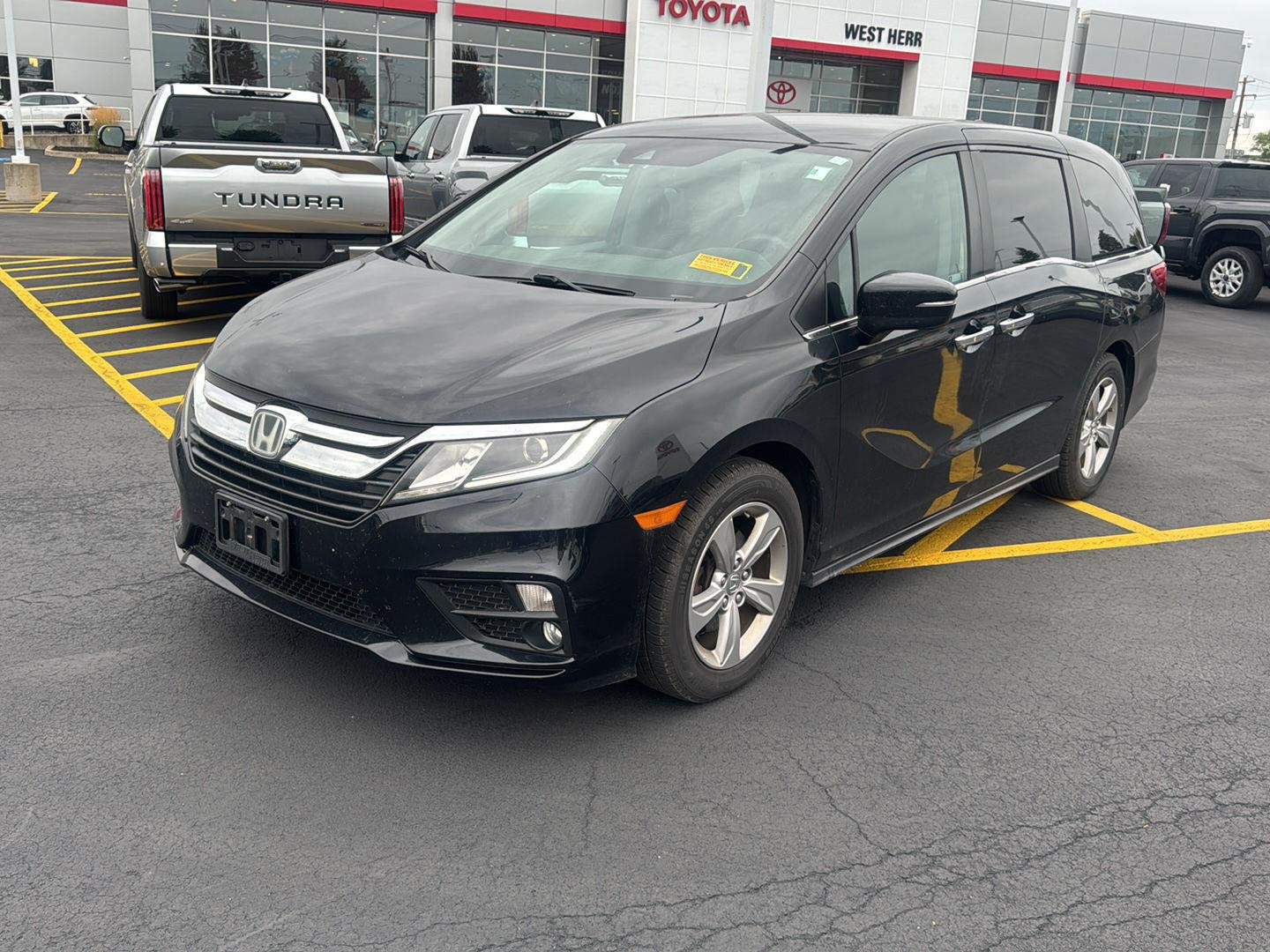 Used 2019 Crystal Black Pearl Honda EX image 3