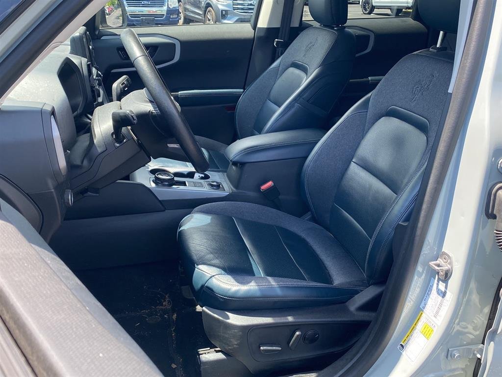 Used 2021 Cactus Gray Ford Outer Banks image 2