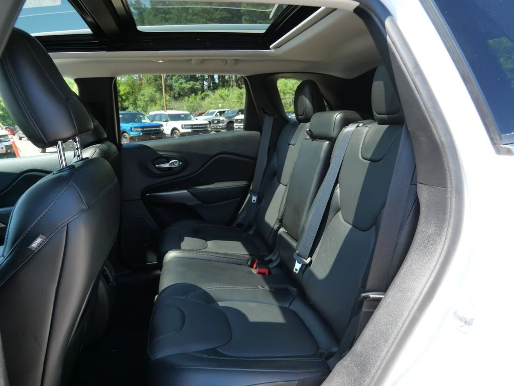 Certified Used 2021 White Jeep Limited image 16