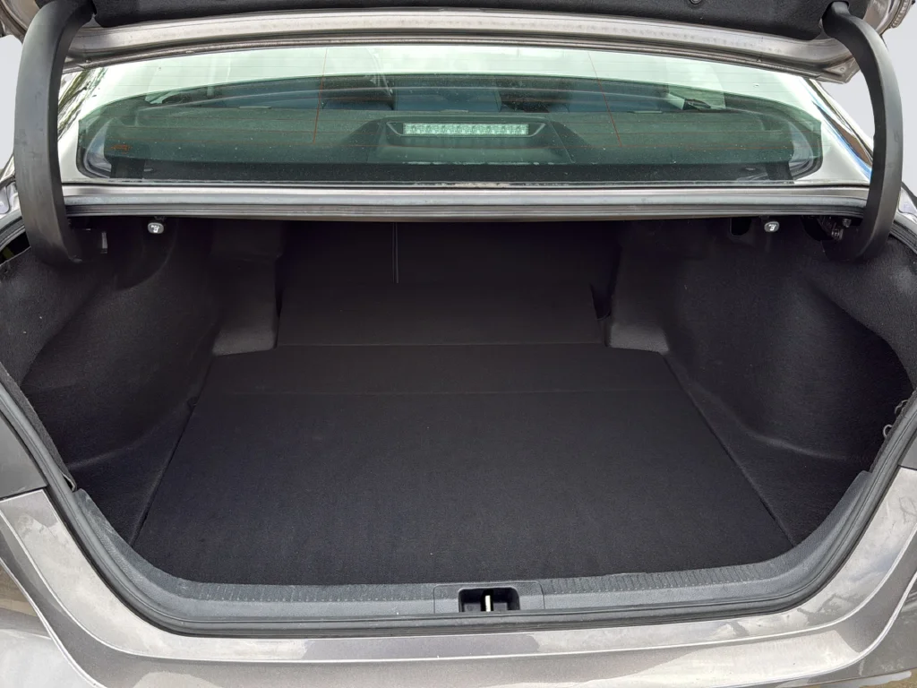 Used 2021 Gray Toyota LE image 27