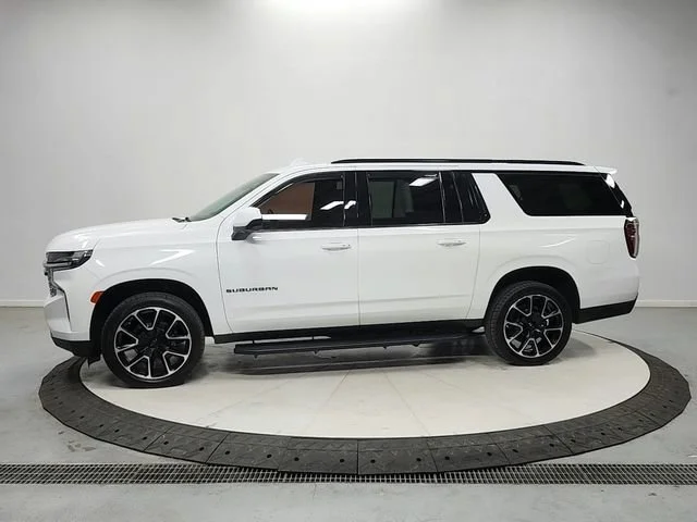 Used 2021 Summit White Chevrolet RST image 4