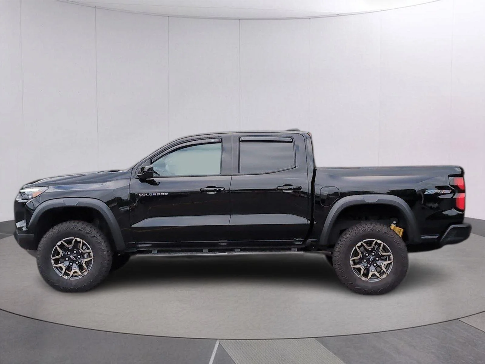 Used 2024 Black Chevrolet ZR2 image 2