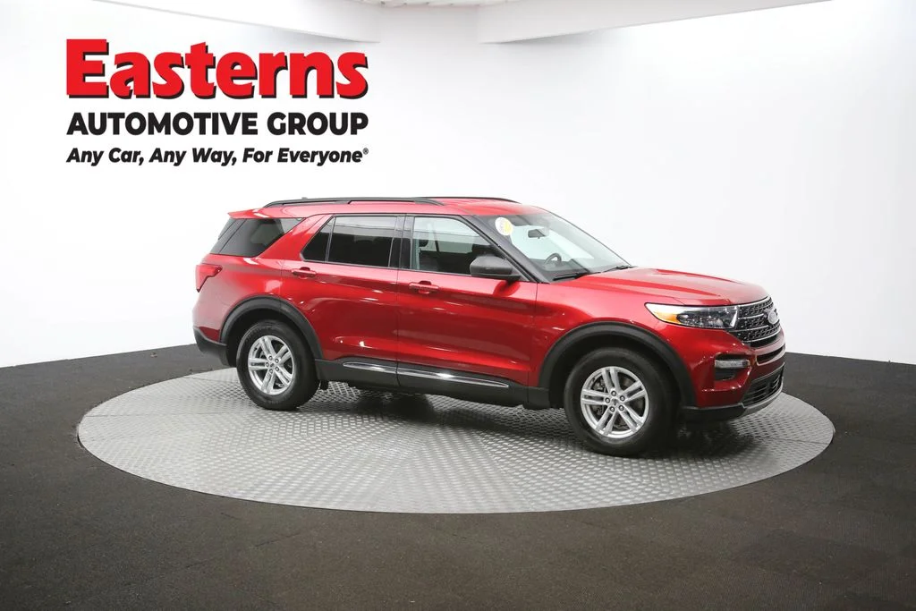 Used 2023 Red Ford XLT image 48