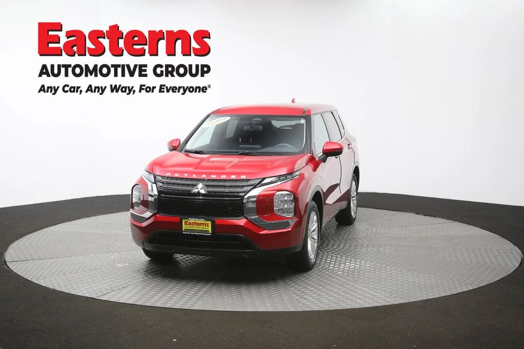 Used 2024 Red Mitsubishi ES image 53
