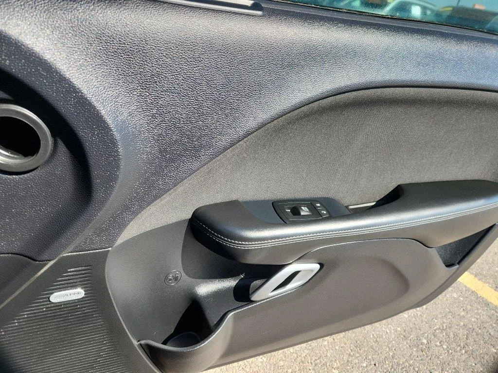 Used 2015 Granite Crystal Metallic Clearcoat Dodge R/T Scat Pack image 13