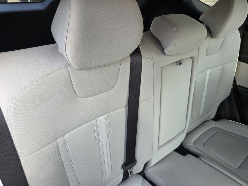 Used 2026 White Hyundai SEL image 12