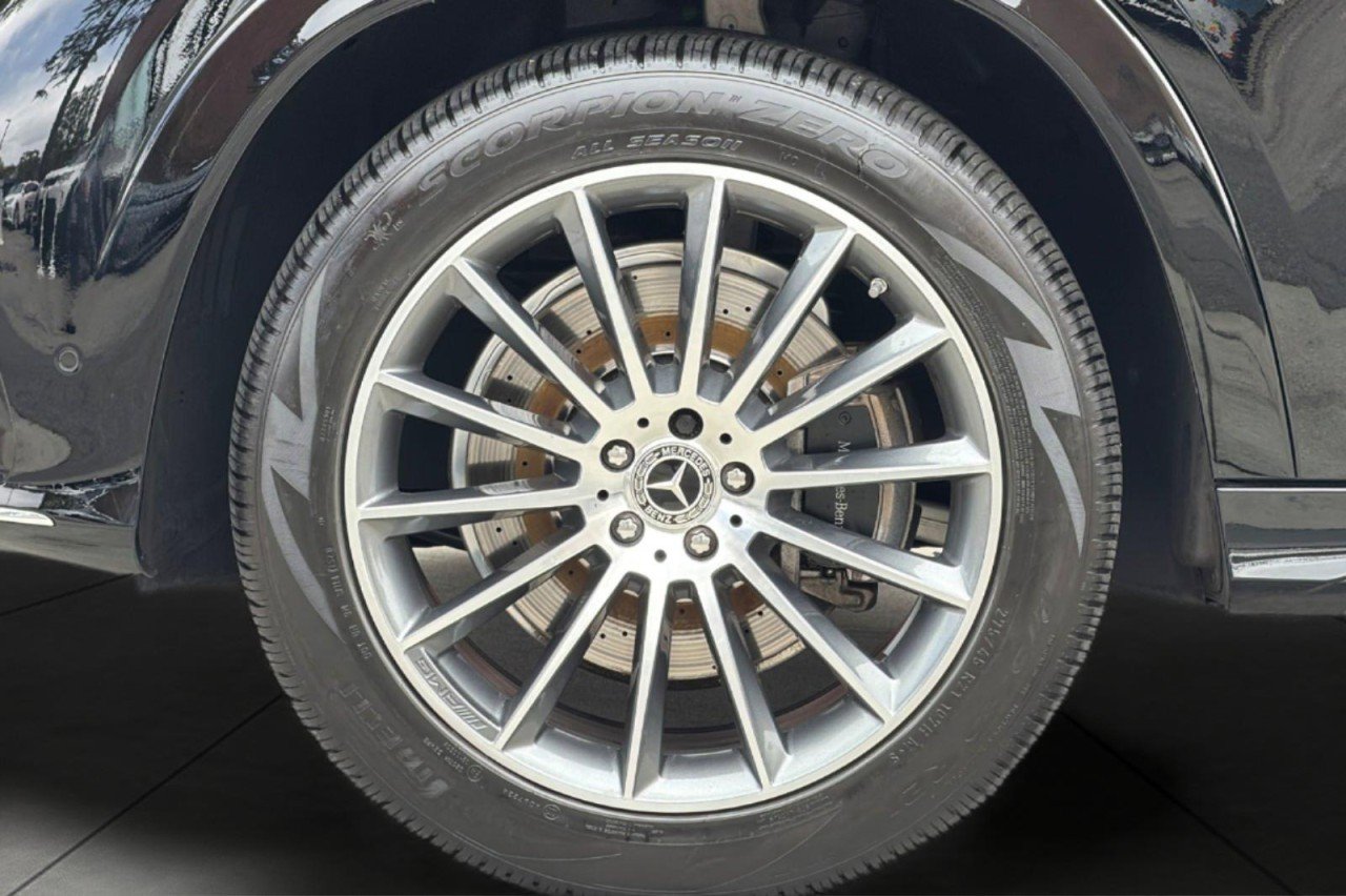 Certified Used 2024 Black Mercedes-Benz GLE 350 image 26