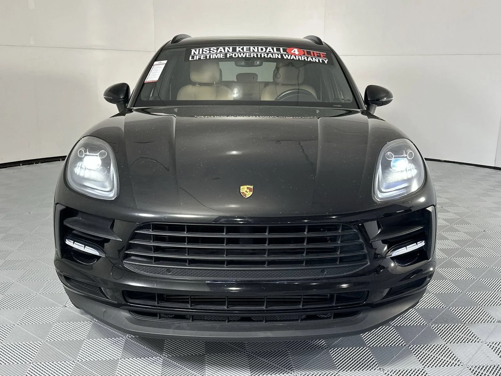 Used 2020 Black Porsche Base image 3