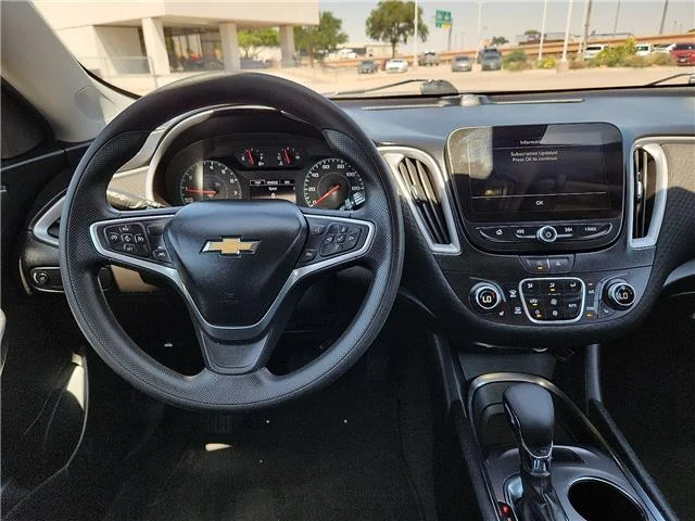Used 2023 Blue Chevrolet 1LT image 11