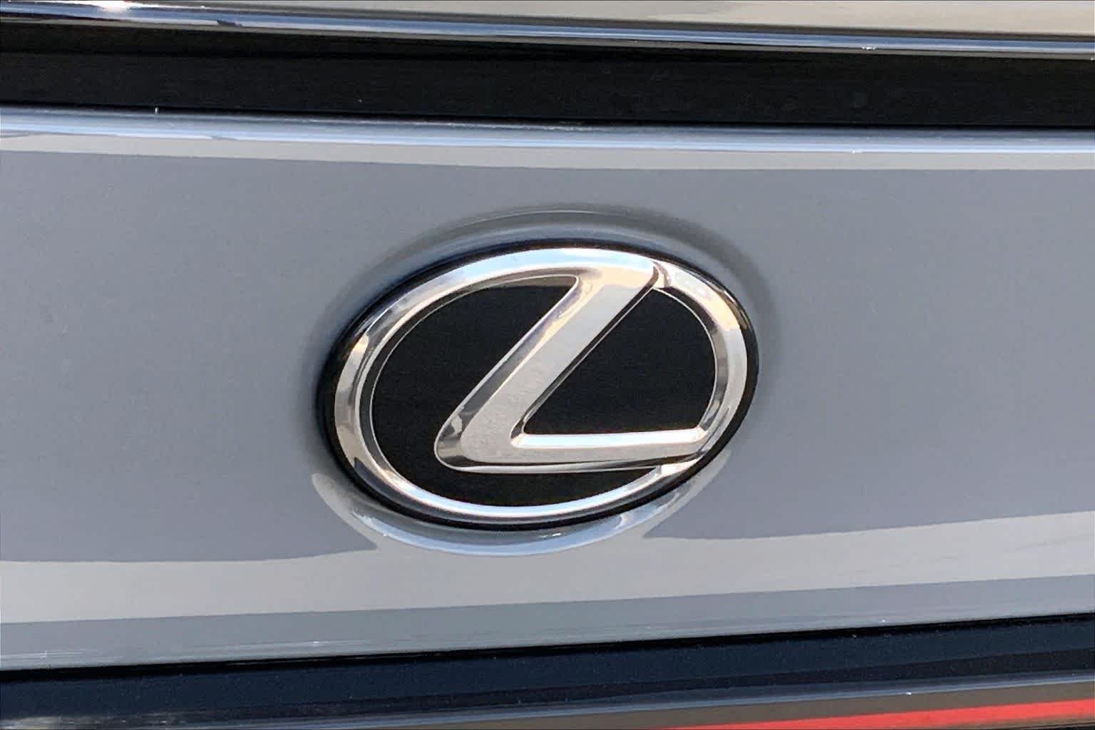 Used 2024 Incognito Lexus F SPORT Design image 31