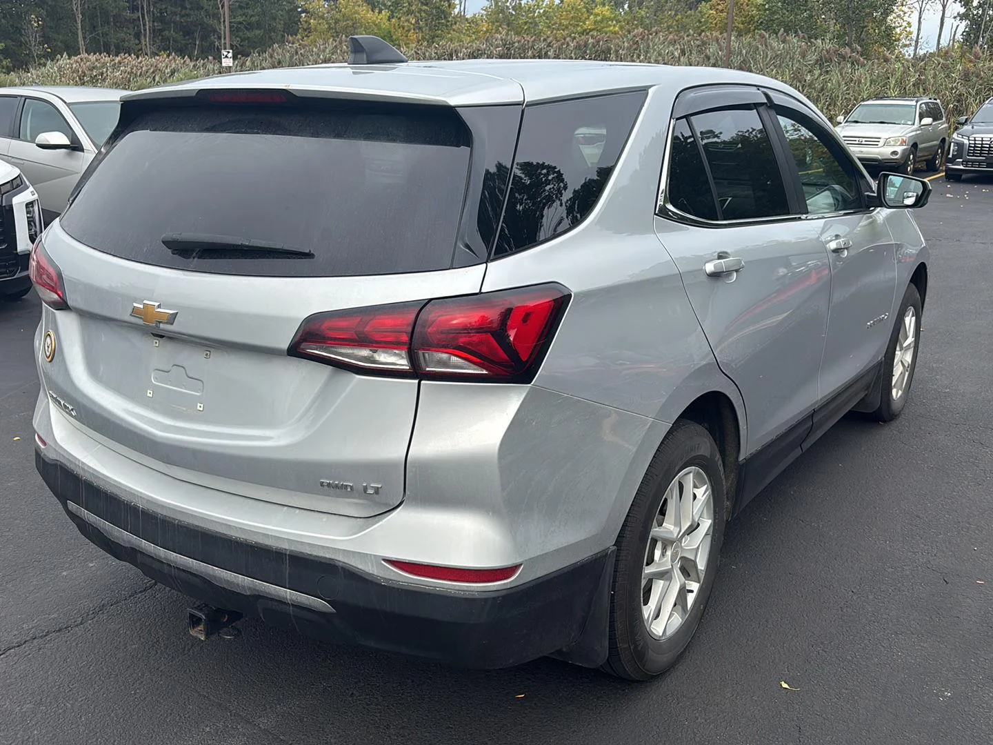Used 2022 Silver Ice Metallic Chevrolet LT image 5