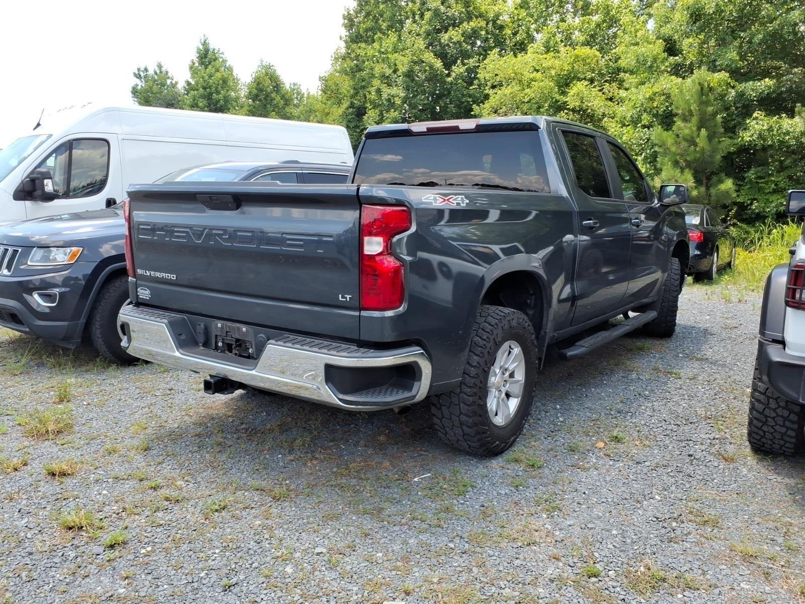Used 2020 Shadow Gray Metallic Chevrolet LT image 8