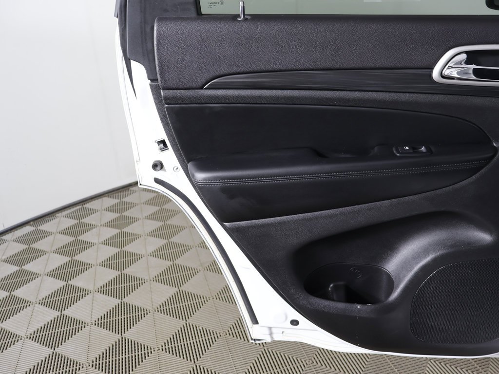 2020 Jeep Grand Cherokee Altitude - Photo 23