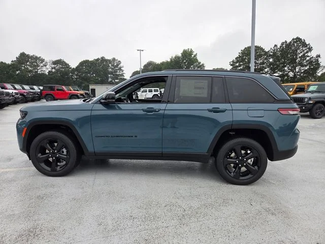 New 2026 Steel Blue Exterior Paint Jeep Limited image 4