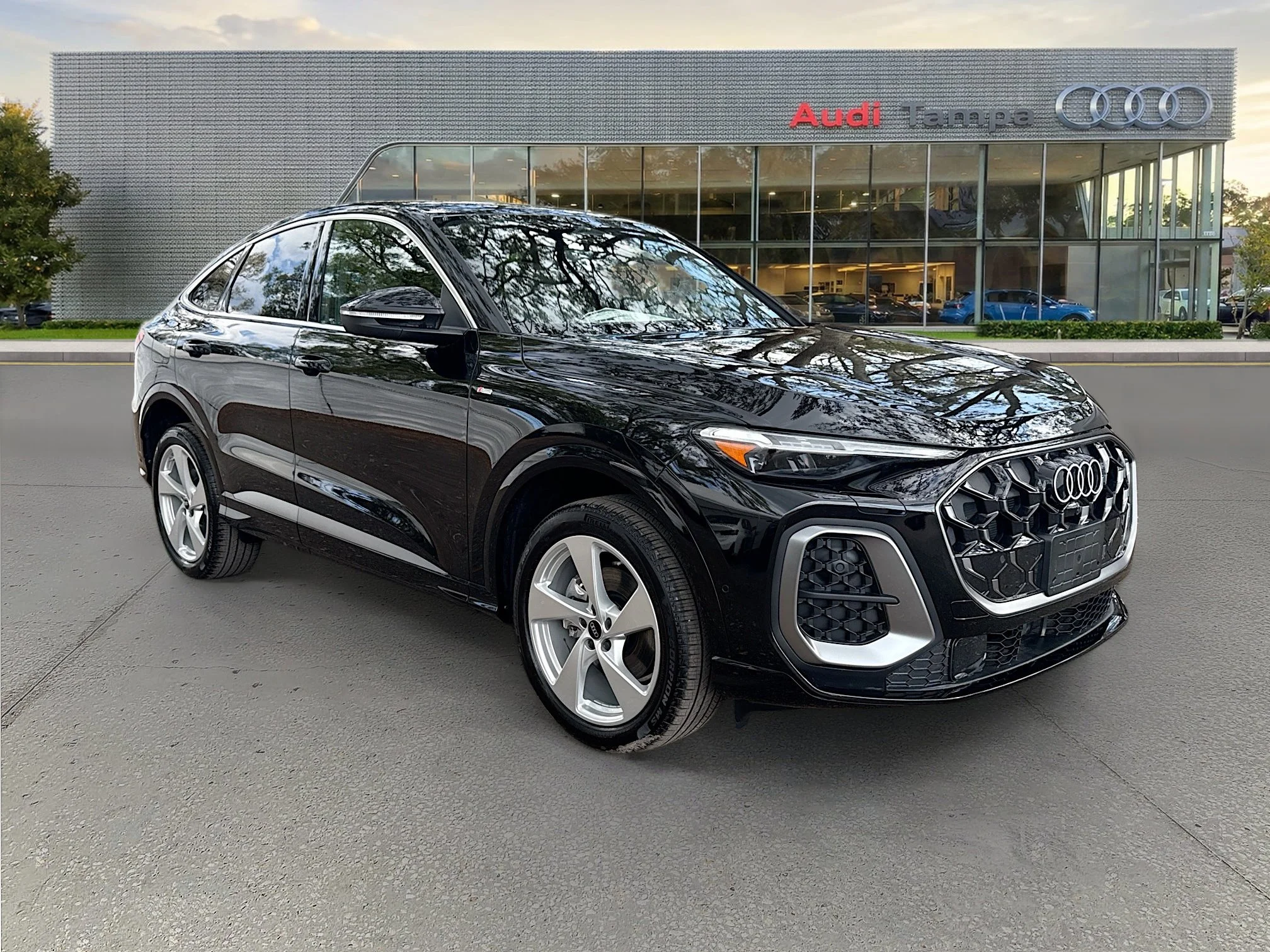 2025 Audi Q5 Sportback 45 Premium Plus's photo