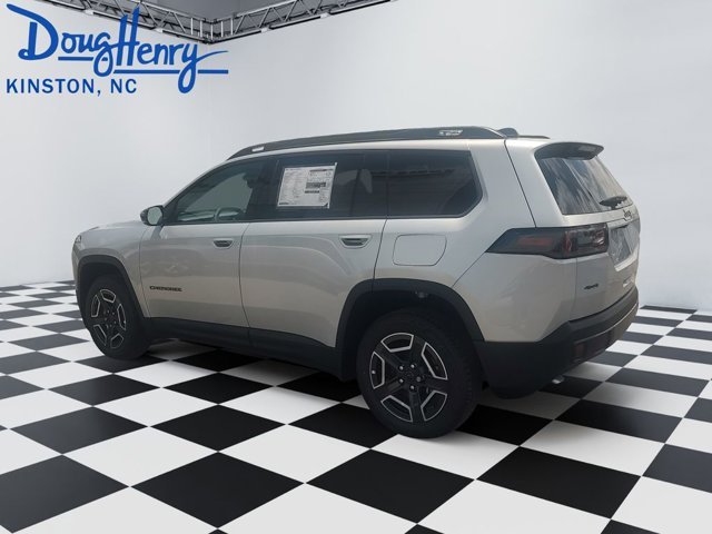 New 2026 Silver Zynith Clear-Coat Exterior Paint Jeep Limited image 3