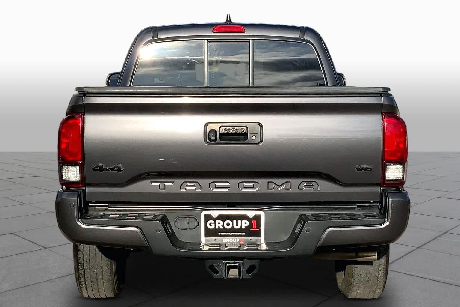 Used 2022 Magnetic Gray Metallic Toyota SR5 image 5