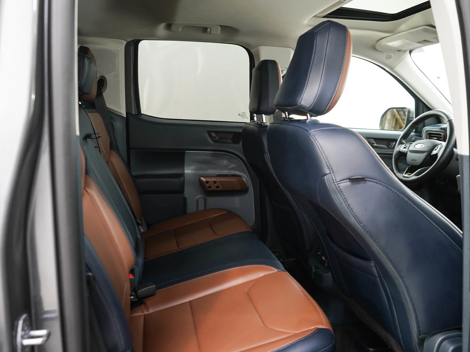 Used 2022 Gray Metallic Ford Lariat image 14