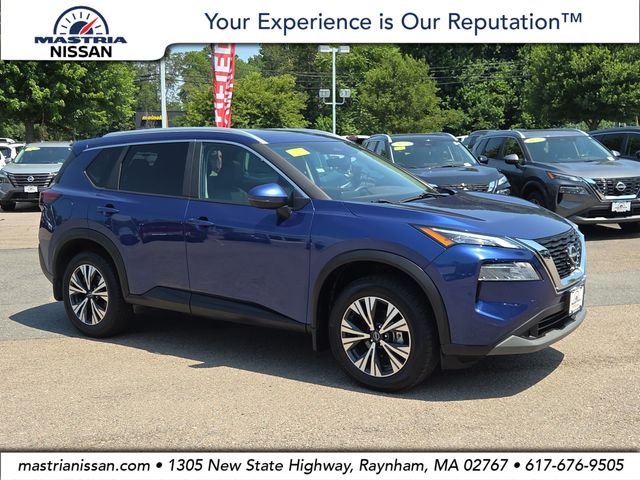 Used 2023 Caspian Blue Metallic Nissan SV image 1
