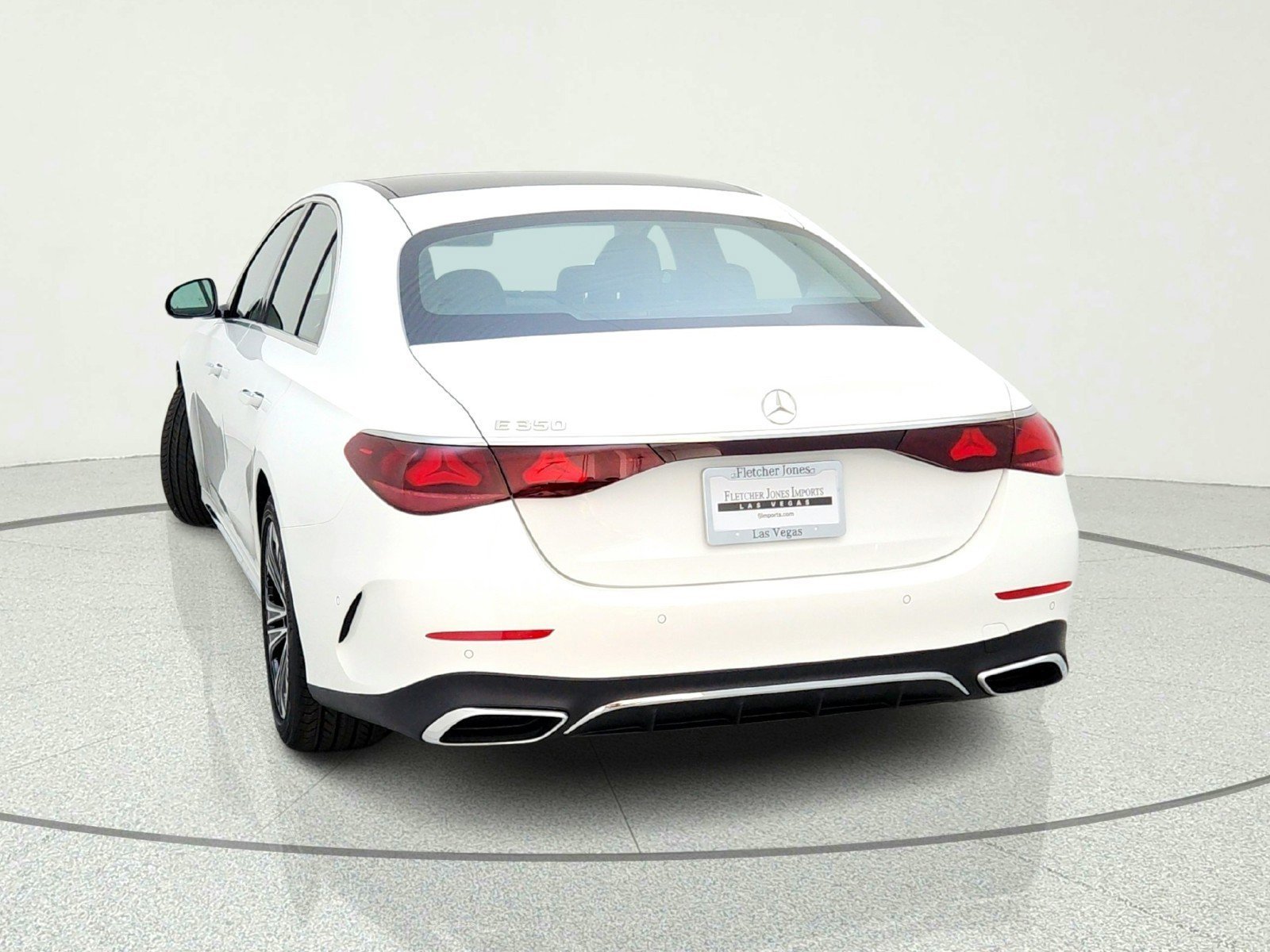 New 2026 Polar White Mercedes-Benz E 350 RWD Sedan image 32
