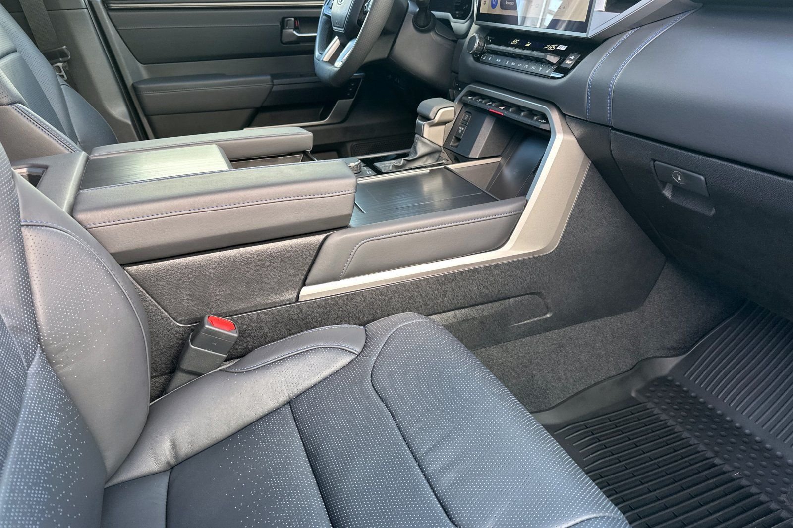 New 2026 Wind Chill Pearl Toyota Platinum i-FORCE MAX image 16