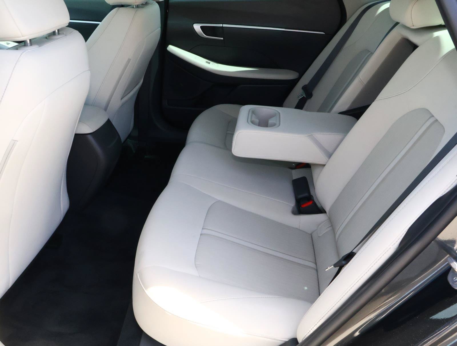 2025 Hyundai Sonata SEL - Photo 20