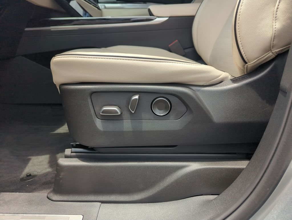 Used 2025 Silver Cadillac Sport image 12
