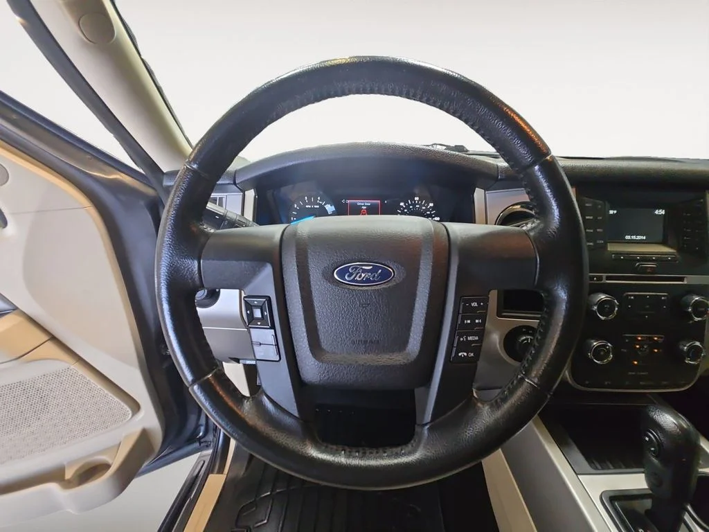 Used 2015 Gray Ford XLT image 19