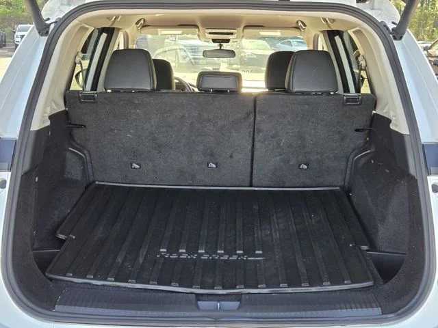 Used 2025 White Nissan Rock Creek image 13