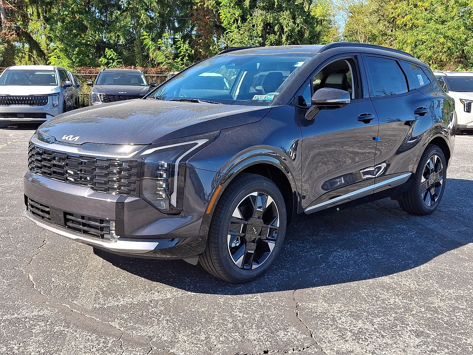 New 2027 Gray Kia SX-Prestige image 4