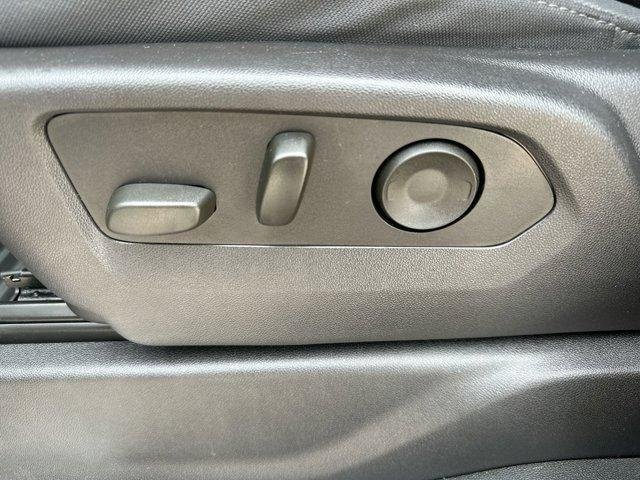Used 2024 Onyx Black GMC Elevation image 12