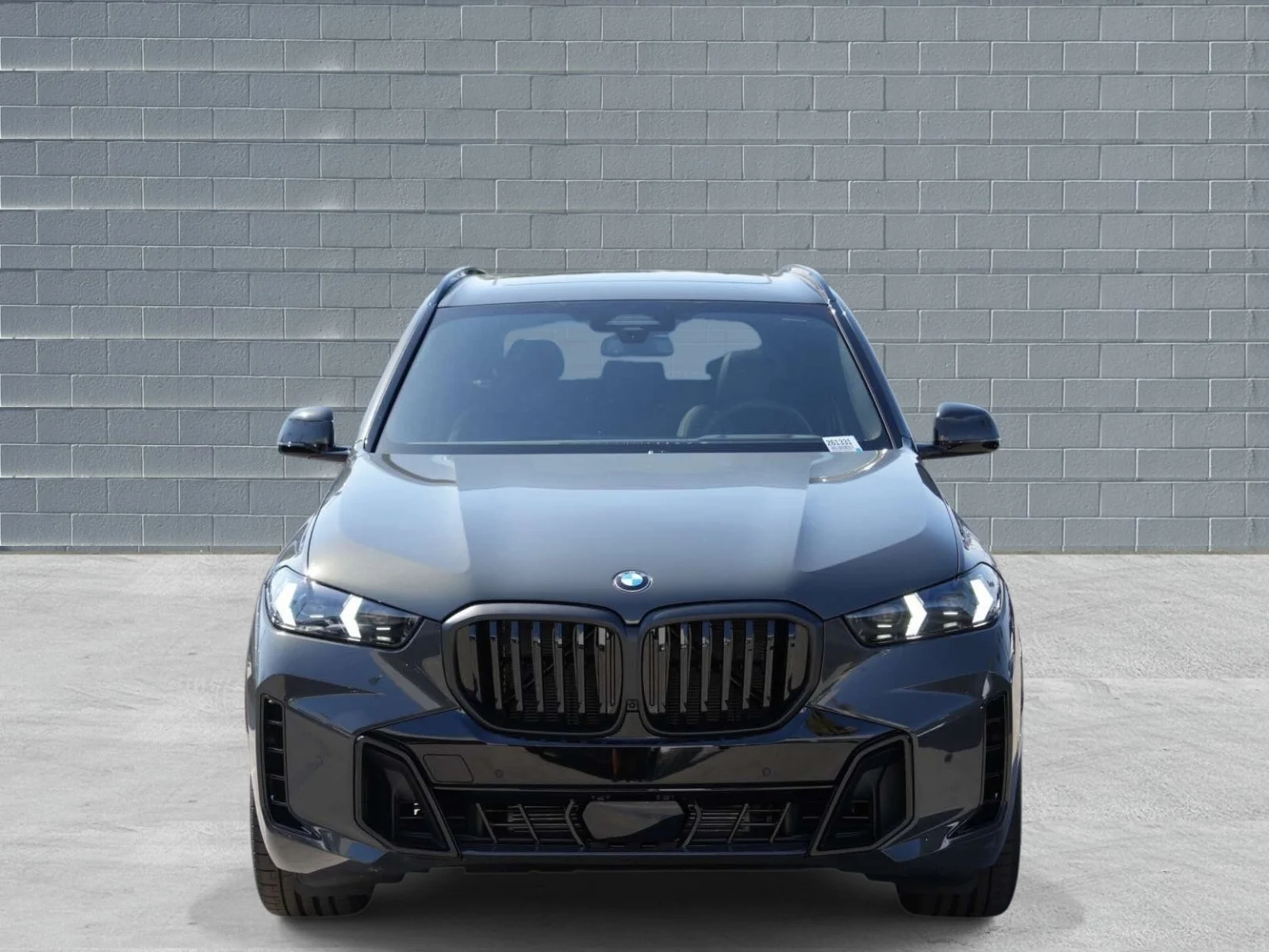 New 2026 Dravit Grey Metallic BMW xDrive40i image 2