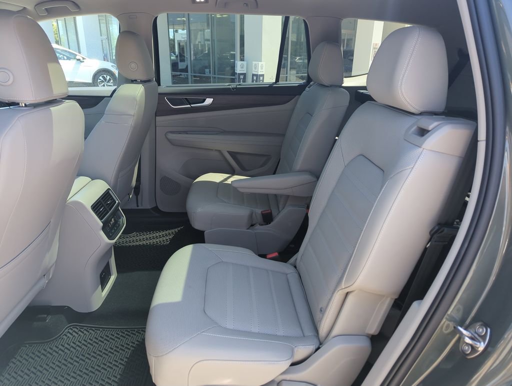 New 2026  Volkswagen SEL image 30